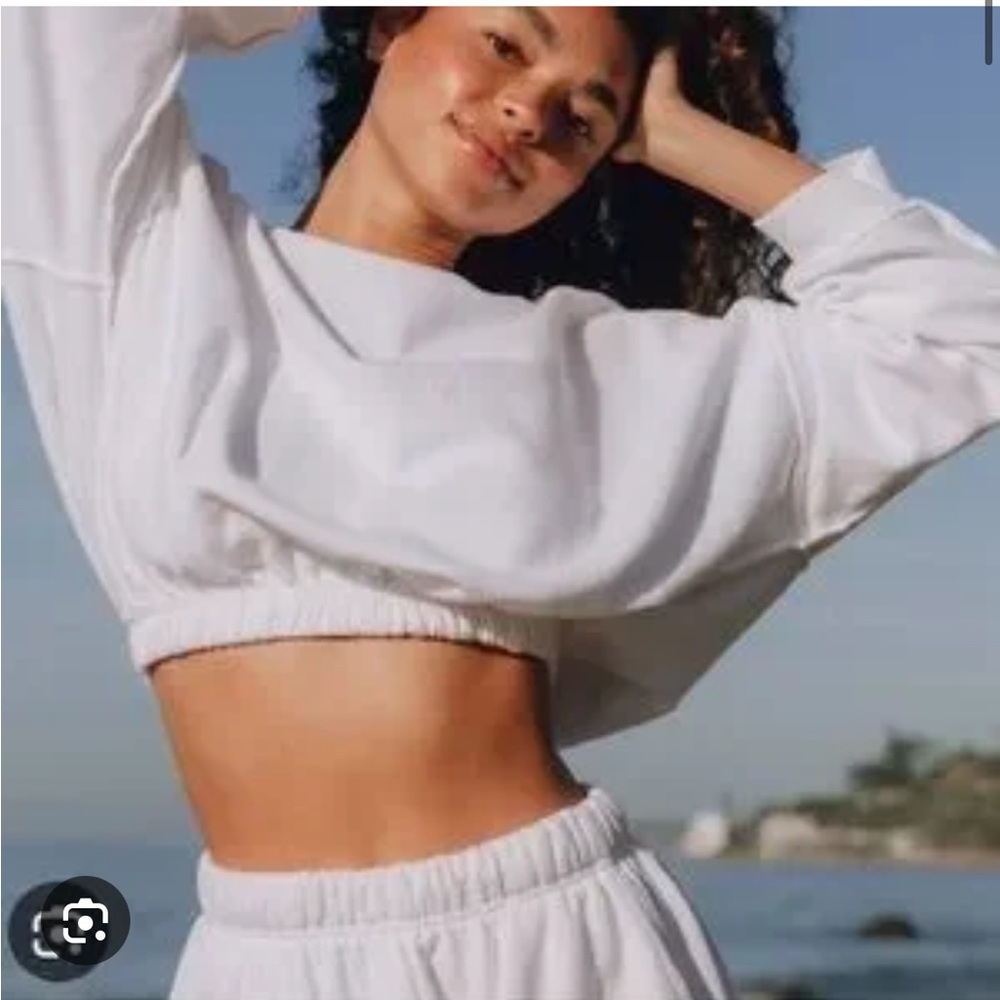 Daily Drills White Cropped Sweatshirt